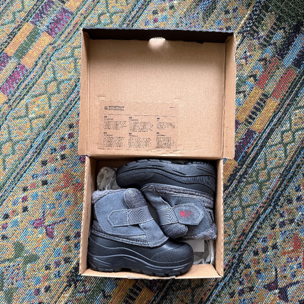 Todder Alpenglow II Boots - The North Face - Size 9